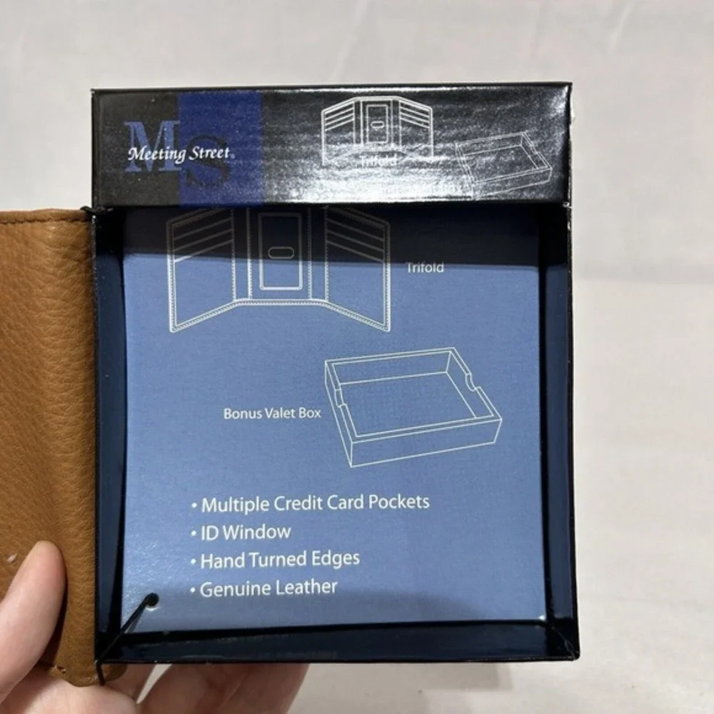 Meeting Street Men's Trifold Wallet Genuine Leather Hand Turned Edges Brown‎ New